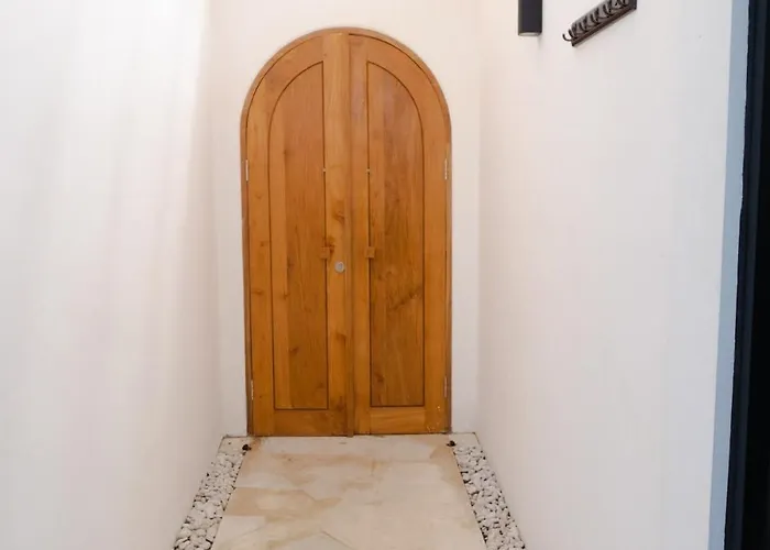 Brand New Luna In - 3 Bedroom Pool Oasis Villa *