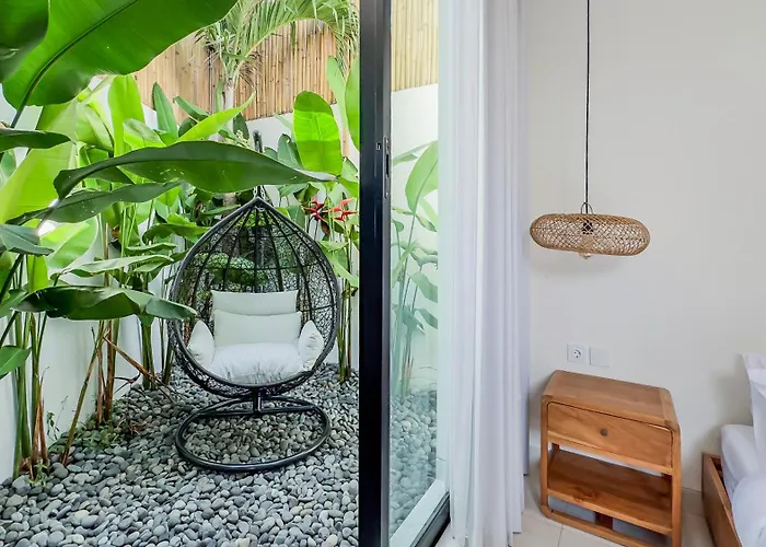 Brand New Luna In - 3 Bedroom Pool Oasis