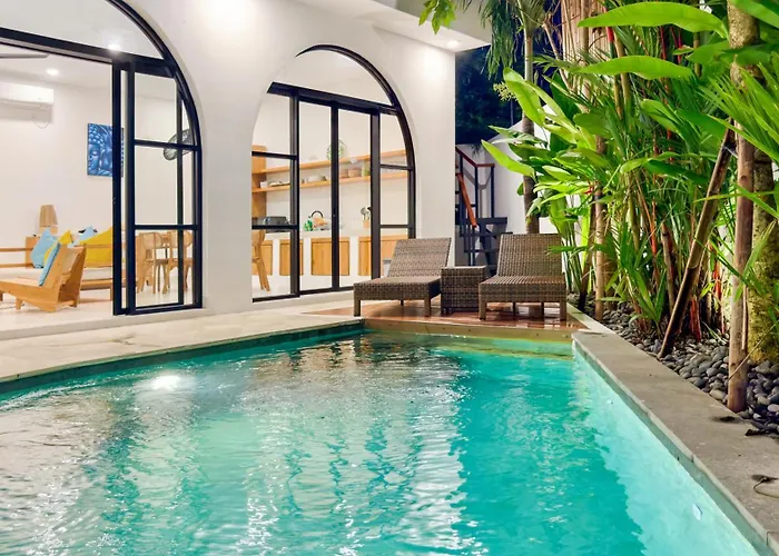 Brand New Luna In - 3 Bedroom Pool Oasis Villa *